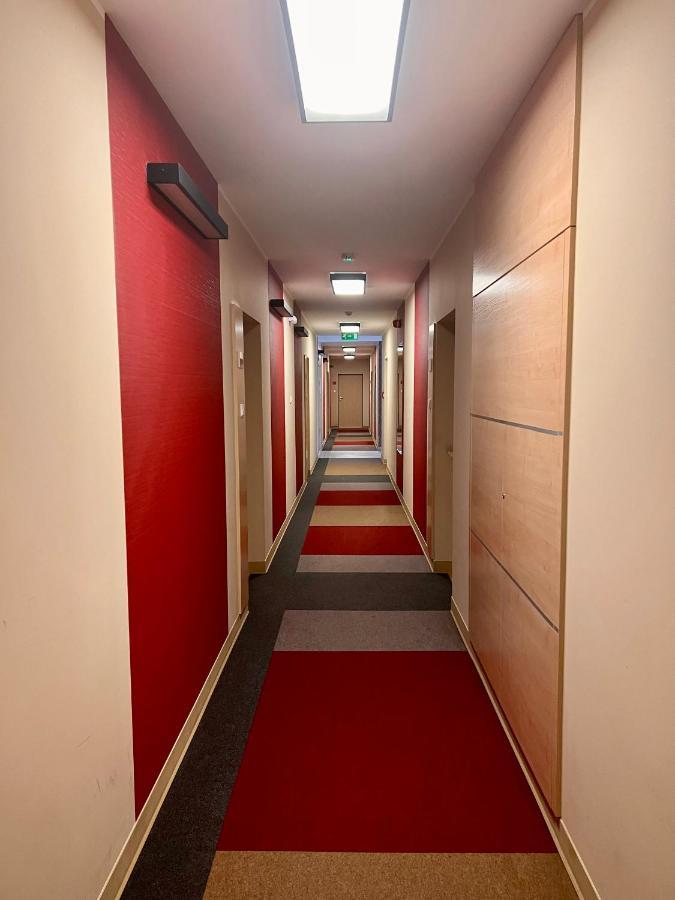 City Park Apartments Гданьск Экстерьер фото